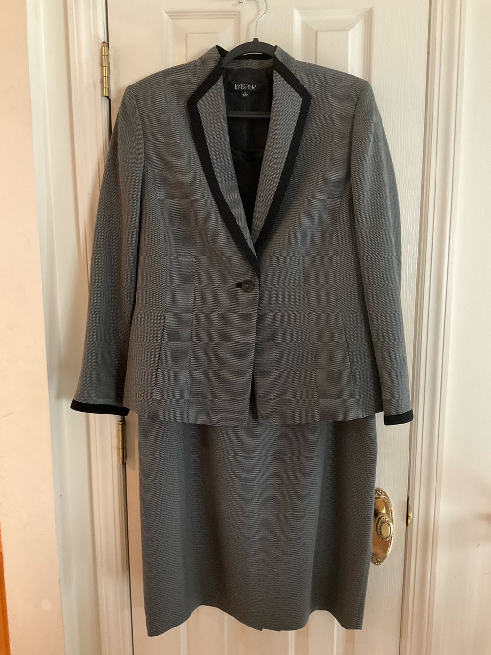 Kasper Women's Black and White 3 Piece Skirt Suit with Black Trim size 16